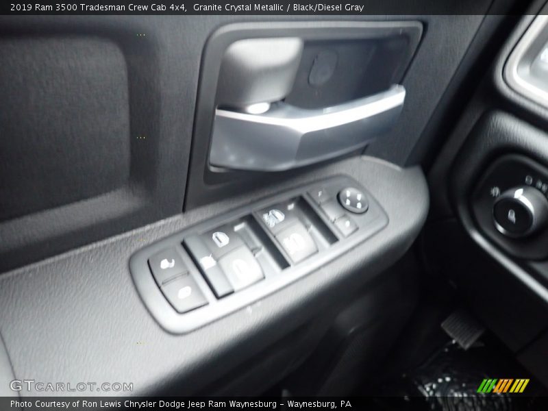 Granite Crystal Metallic / Black/Diesel Gray 2019 Ram 3500 Tradesman Crew Cab 4x4