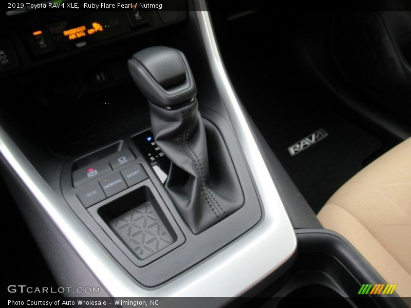 Ruby Flare Pearl / Nutmeg 2019 Toyota RAV4 XLE