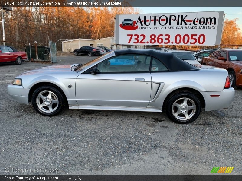 Silver Metallic / Medium Graphite 2004 Ford Mustang Convertible