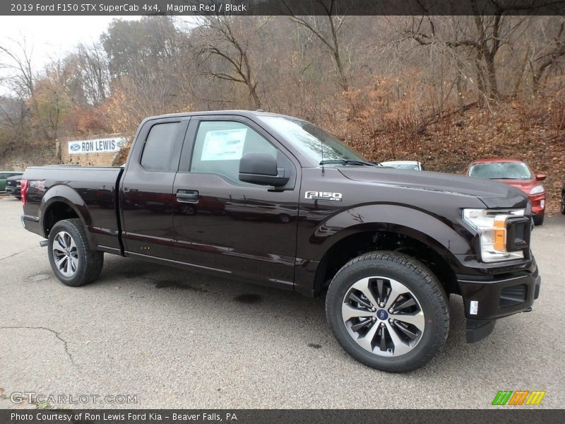 Front 3/4 View of 2019 F150 STX SuperCab 4x4