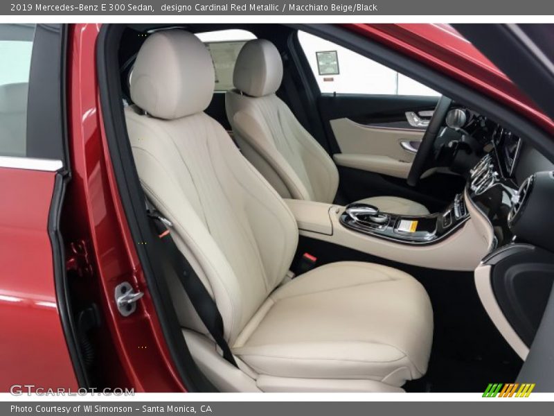 designo Cardinal Red Metallic / Macchiato Beige/Black 2019 Mercedes-Benz E 300 Sedan