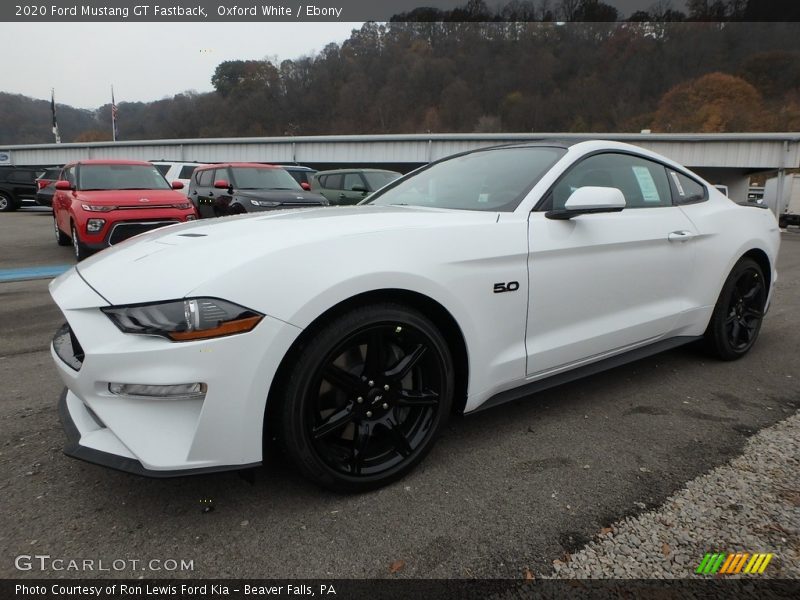Front 3/4 View of 2020 Mustang GT Fastback