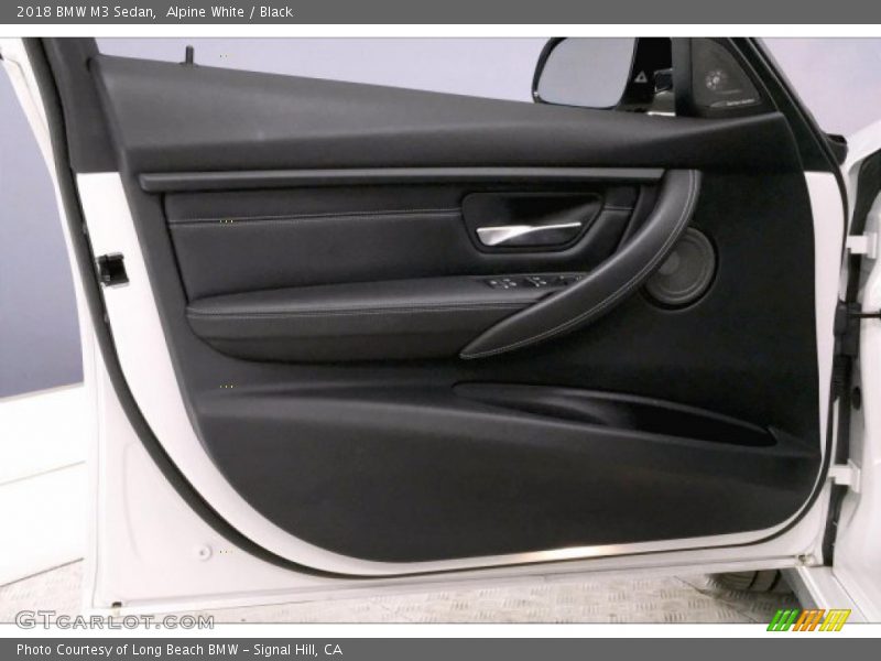 Door Panel of 2018 M3 Sedan
