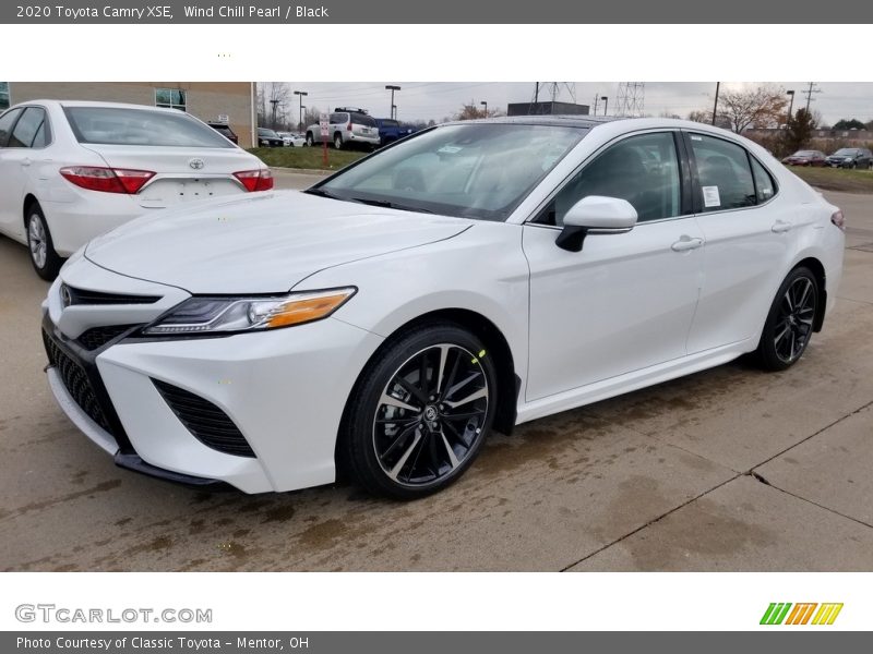 Wind Chill Pearl / Black 2020 Toyota Camry XSE