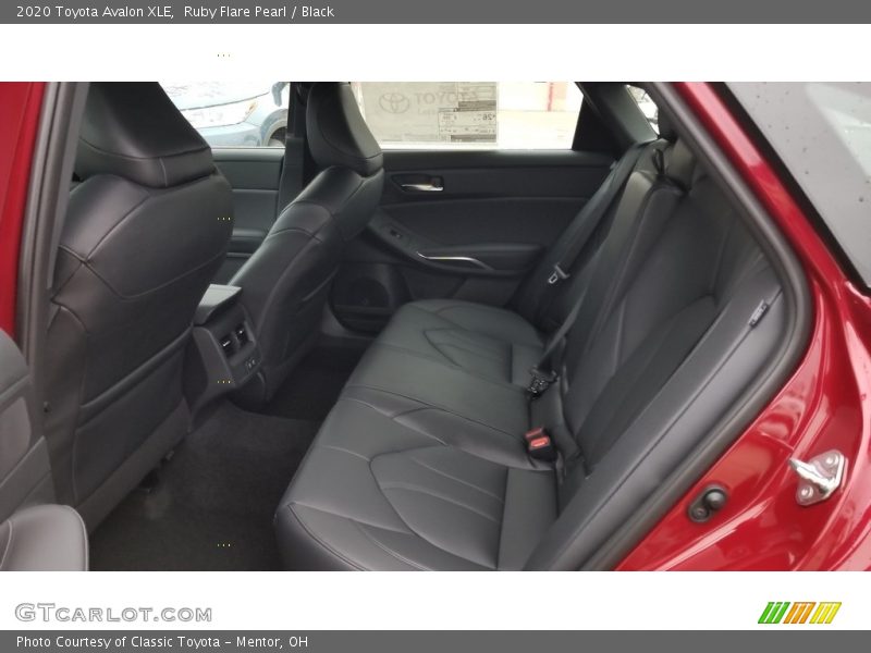 Ruby Flare Pearl / Black 2020 Toyota Avalon XLE