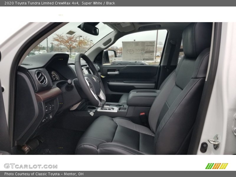 Super White / Black 2020 Toyota Tundra Limited CrewMax 4x4