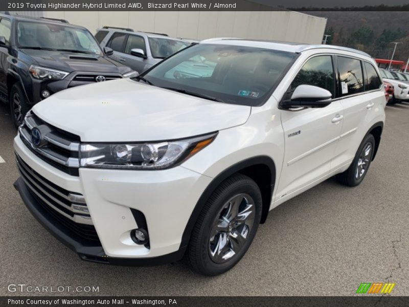 Blizzard Pearl White / Almond 2019 Toyota Highlander Hybrid Limited AWD