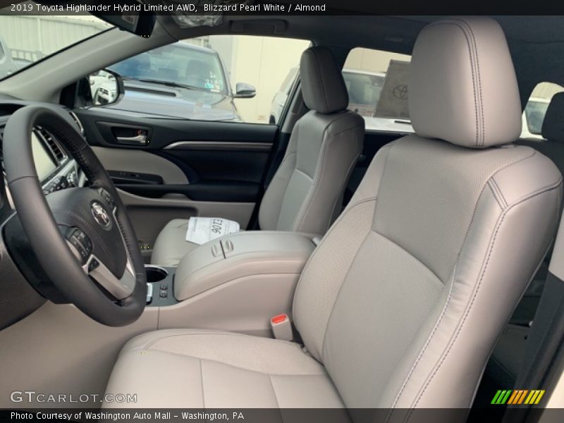 Blizzard Pearl White / Almond 2019 Toyota Highlander Hybrid Limited AWD