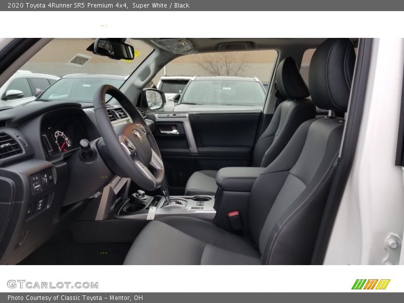 Super White / Black 2020 Toyota 4Runner SR5 Premium 4x4