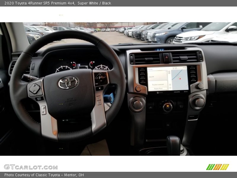 Super White / Black 2020 Toyota 4Runner SR5 Premium 4x4