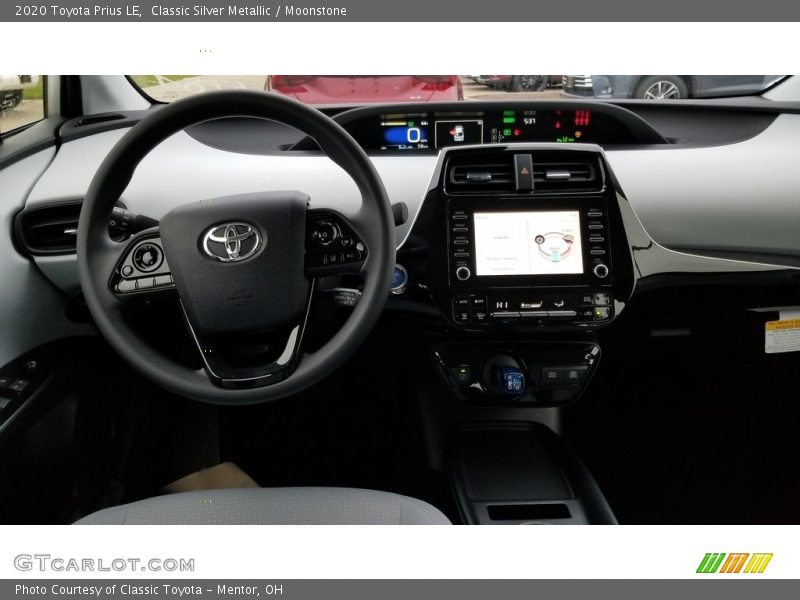 Classic Silver Metallic / Moonstone 2020 Toyota Prius LE