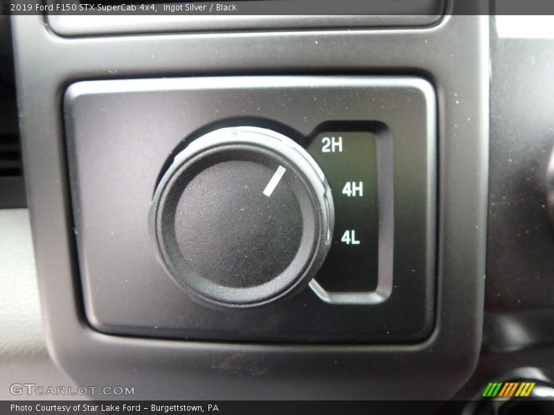 Ingot Silver / Black 2019 Ford F150 STX SuperCab 4x4