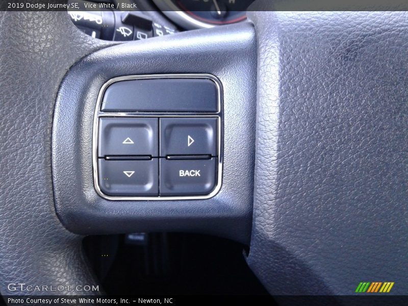 Vice White / Black 2019 Dodge Journey SE