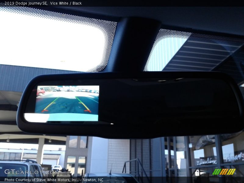 Vice White / Black 2019 Dodge Journey SE