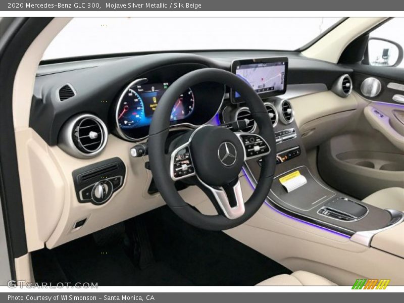 Mojave Silver Metallic / Silk Beige 2020 Mercedes-Benz GLC 300