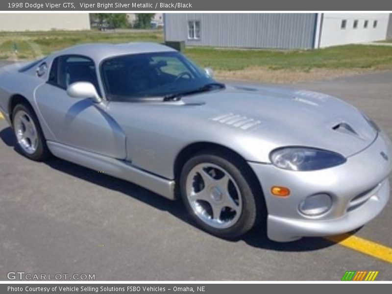 Viper Bright Silver Metallic / Black/Black 1998 Dodge Viper GTS