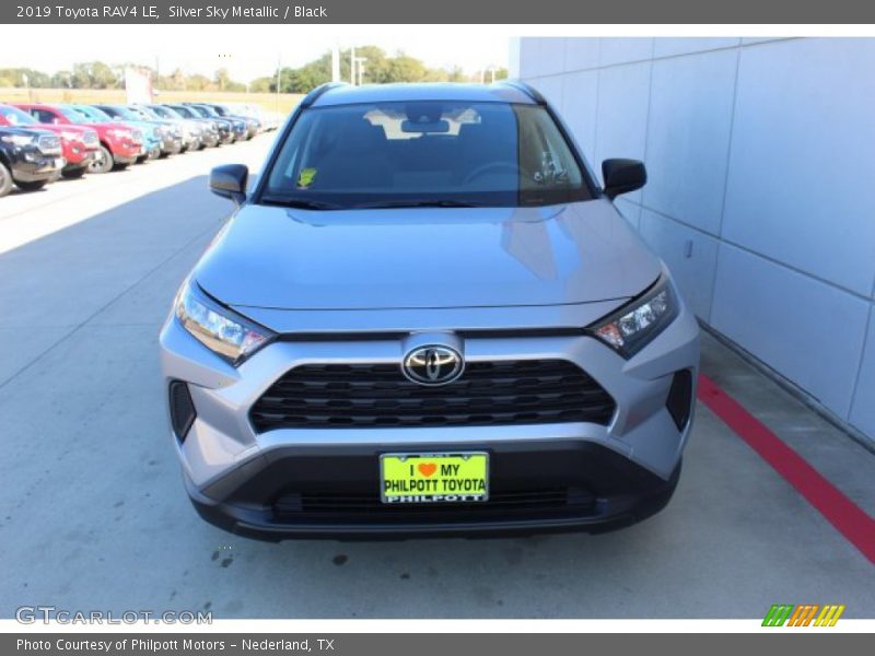 Silver Sky Metallic / Black 2019 Toyota RAV4 LE