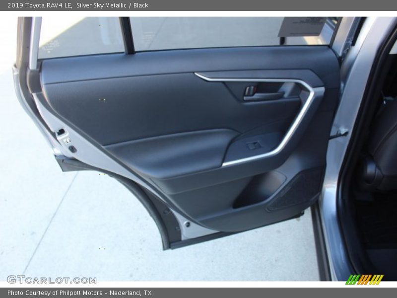 Silver Sky Metallic / Black 2019 Toyota RAV4 LE
