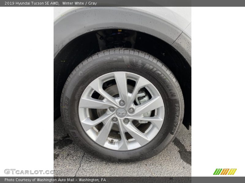 Winter White / Gray 2019 Hyundai Tucson SE AWD