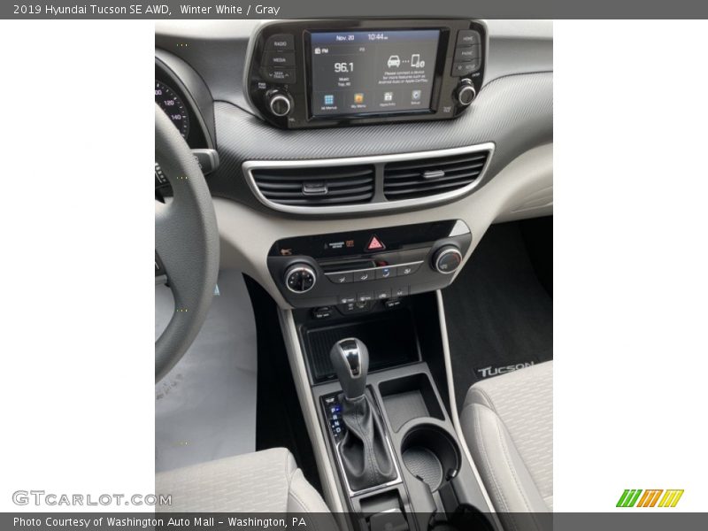 Winter White / Gray 2019 Hyundai Tucson SE AWD