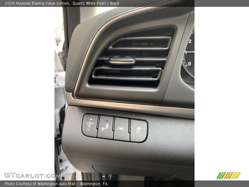 Quartz White Pearl / Black 2020 Hyundai Elantra Value Edition