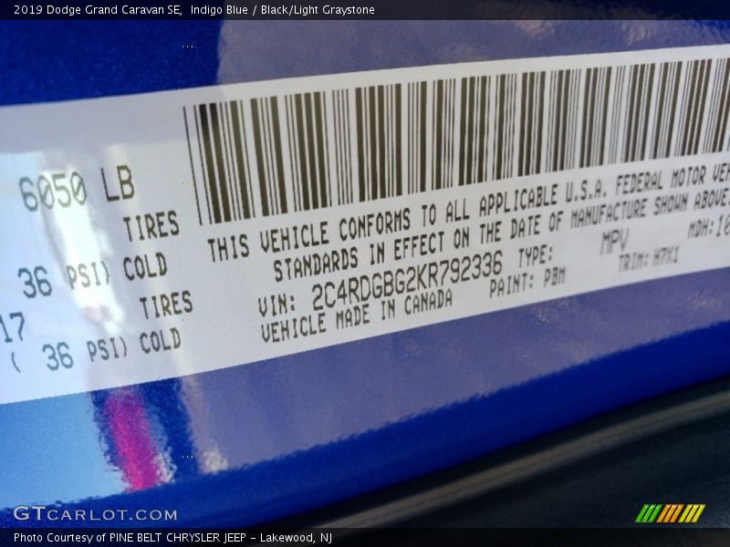 Indigo Blue / Black/Light Graystone 2019 Dodge Grand Caravan SE