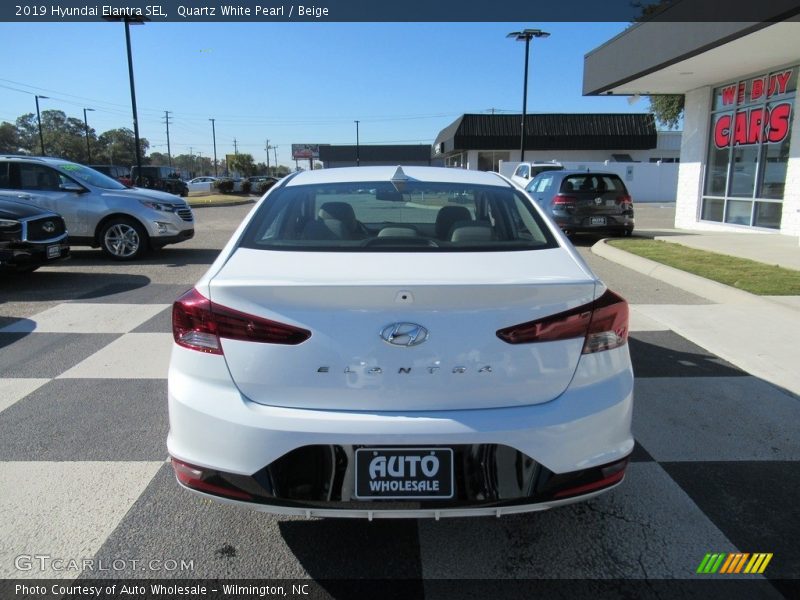 Quartz White Pearl / Beige 2019 Hyundai Elantra SEL