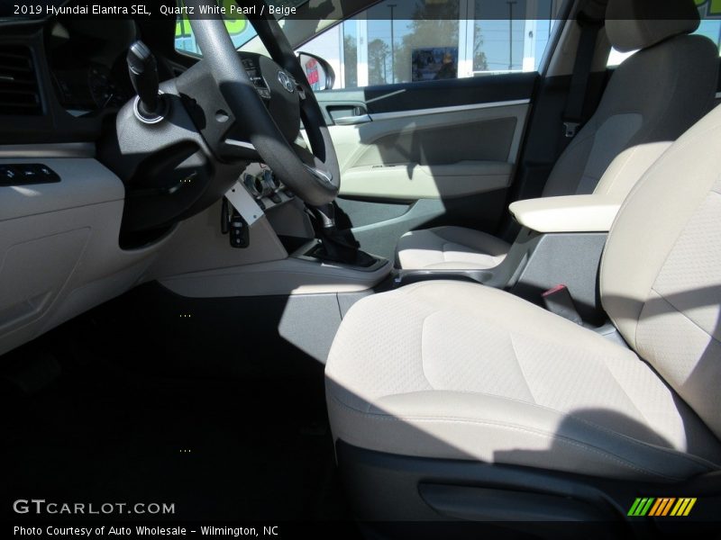 Quartz White Pearl / Beige 2019 Hyundai Elantra SEL