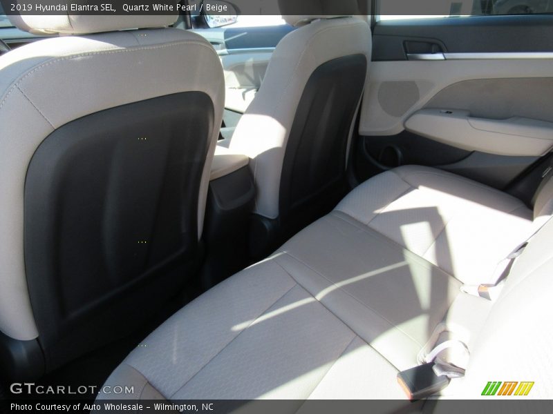 Quartz White Pearl / Beige 2019 Hyundai Elantra SEL