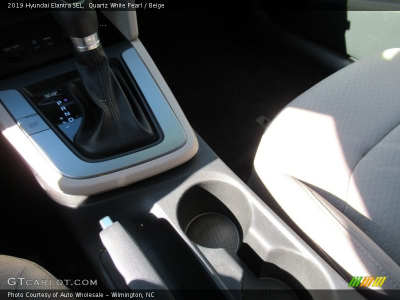 Quartz White Pearl / Beige 2019 Hyundai Elantra SEL