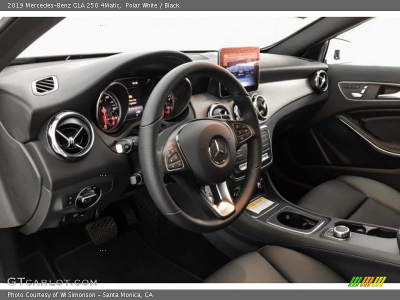 Polar White / Black 2019 Mercedes-Benz GLA 250 4Matic