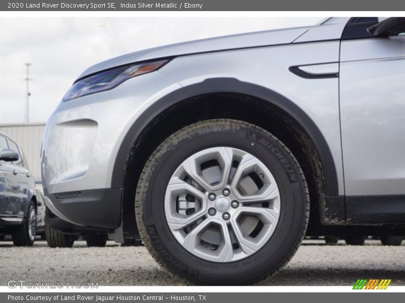 Indus Silver Metallic / Ebony 2020 Land Rover Discovery Sport SE