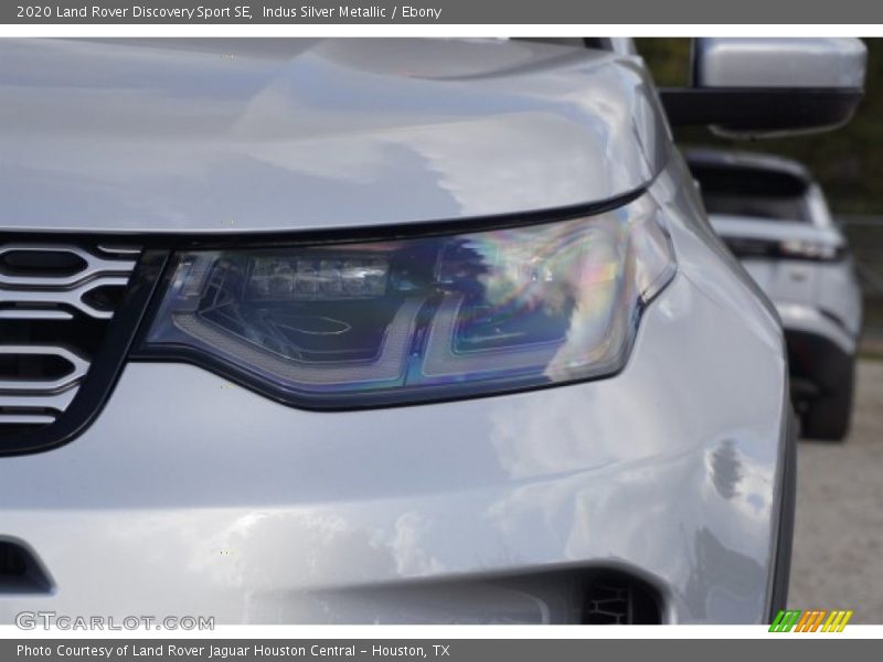 Indus Silver Metallic / Ebony 2020 Land Rover Discovery Sport SE