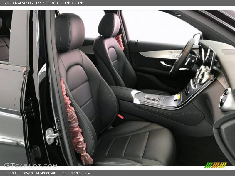 Black / Black 2020 Mercedes-Benz GLC 300