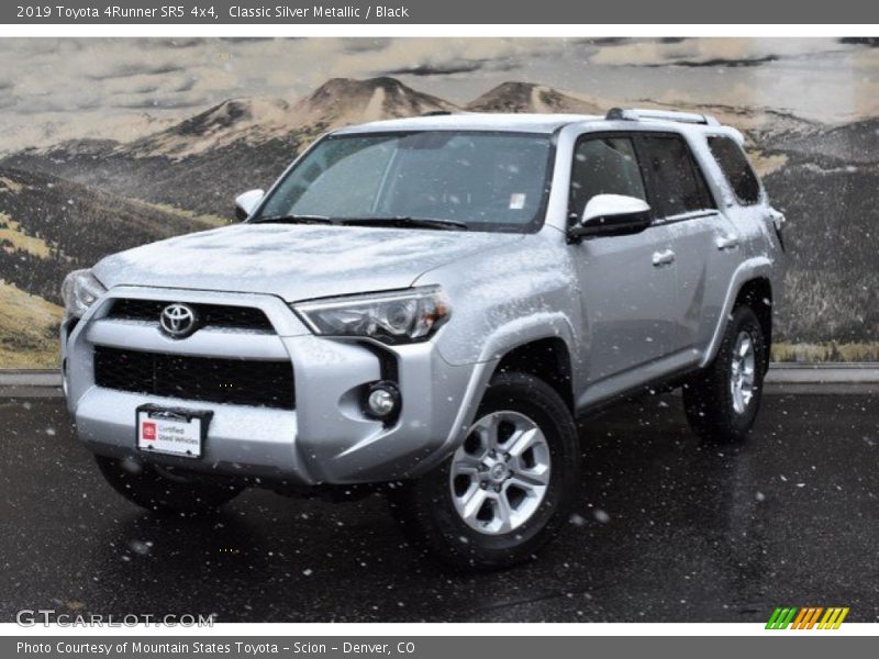 Classic Silver Metallic / Black 2019 Toyota 4Runner SR5 4x4