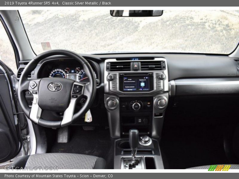 Classic Silver Metallic / Black 2019 Toyota 4Runner SR5 4x4
