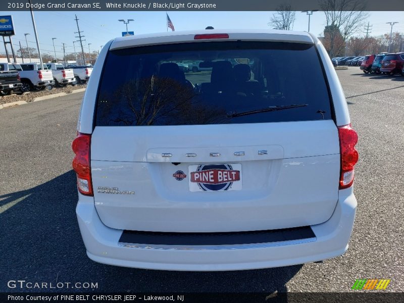 White Knuckle / Black/Light Graystone 2019 Dodge Grand Caravan SE