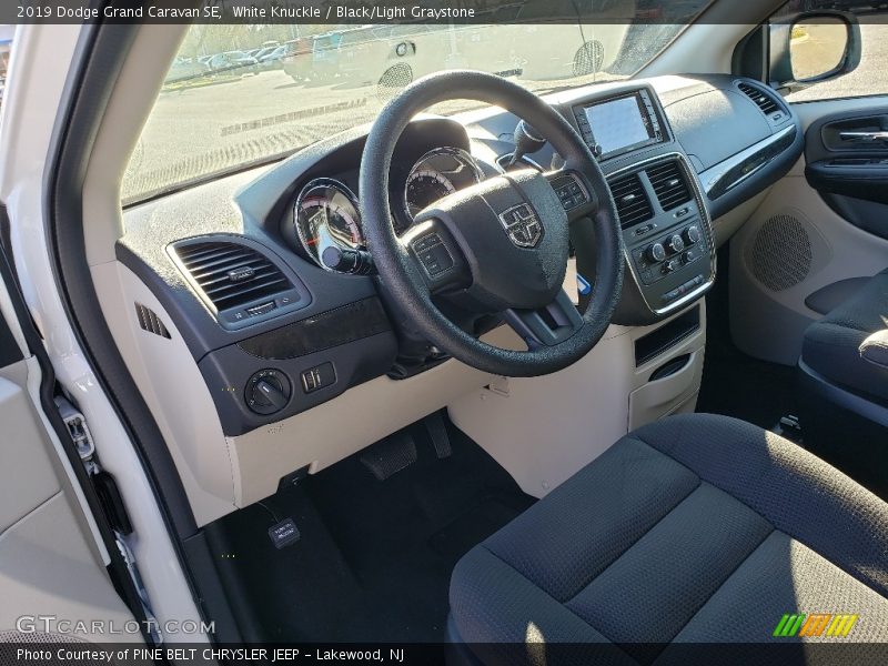 White Knuckle / Black/Light Graystone 2019 Dodge Grand Caravan SE