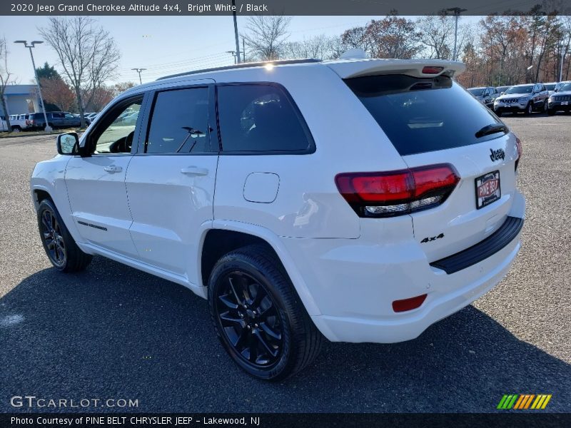 Bright White / Black 2020 Jeep Grand Cherokee Altitude 4x4