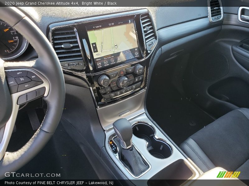 Bright White / Black 2020 Jeep Grand Cherokee Altitude 4x4