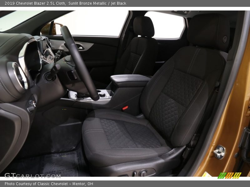 Sunlit Bronze Metallic / Jet Black 2019 Chevrolet Blazer 2.5L Cloth
