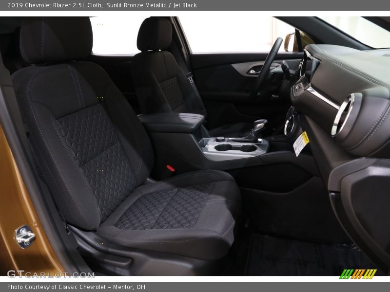 Sunlit Bronze Metallic / Jet Black 2019 Chevrolet Blazer 2.5L Cloth