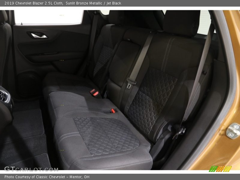 Sunlit Bronze Metallic / Jet Black 2019 Chevrolet Blazer 2.5L Cloth