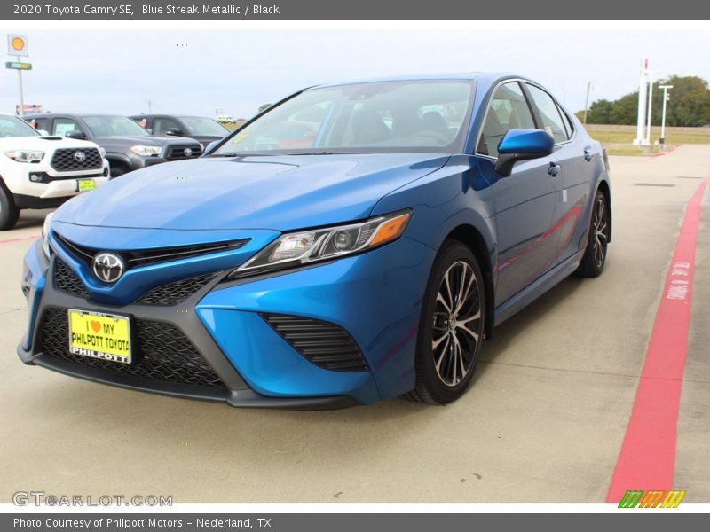 Blue Streak Metallic / Black 2020 Toyota Camry SE