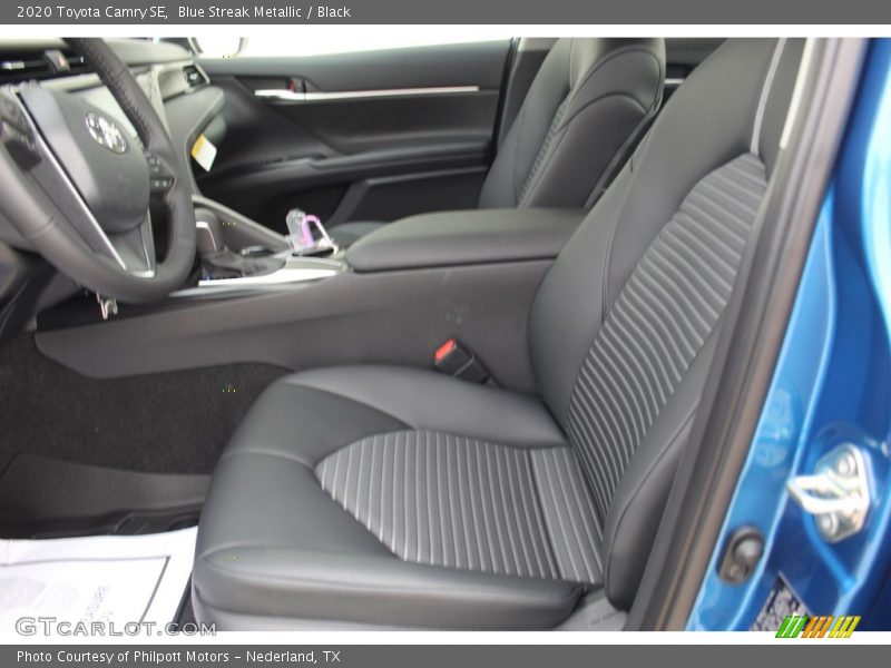 Blue Streak Metallic / Black 2020 Toyota Camry SE