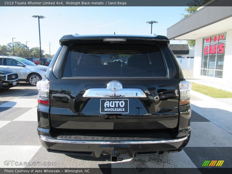 Midnight Black metallic / Sand Beige 2019 Toyota 4Runner Limited 4x4