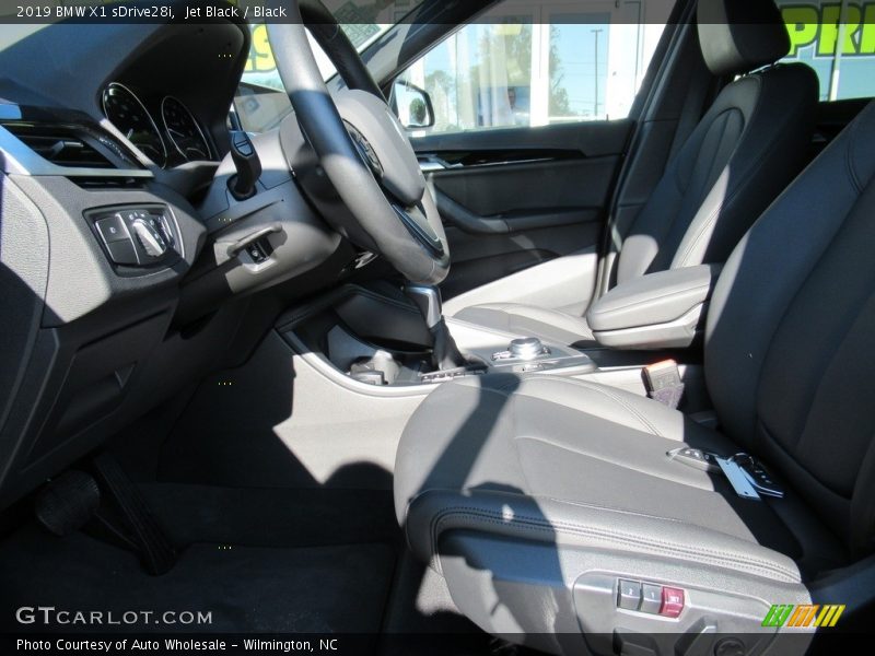 Jet Black / Black 2019 BMW X1 sDrive28i