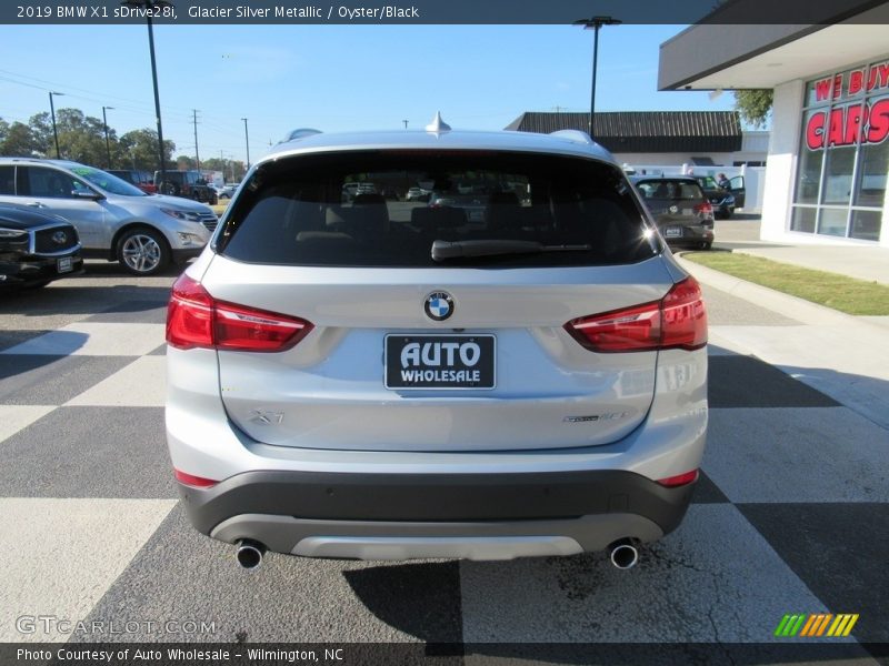 Glacier Silver Metallic / Oyster/Black 2019 BMW X1 sDrive28i
