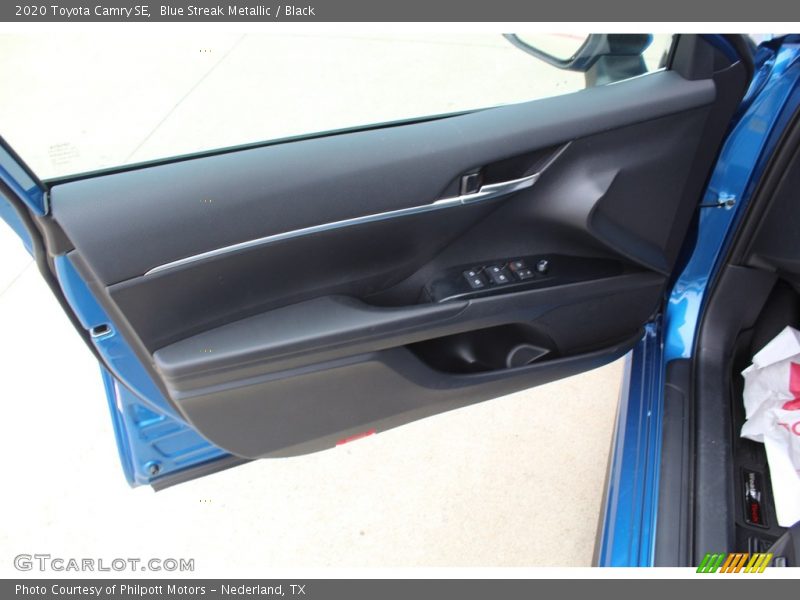 Blue Streak Metallic / Black 2020 Toyota Camry SE
