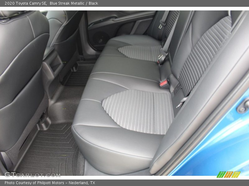Blue Streak Metallic / Black 2020 Toyota Camry SE